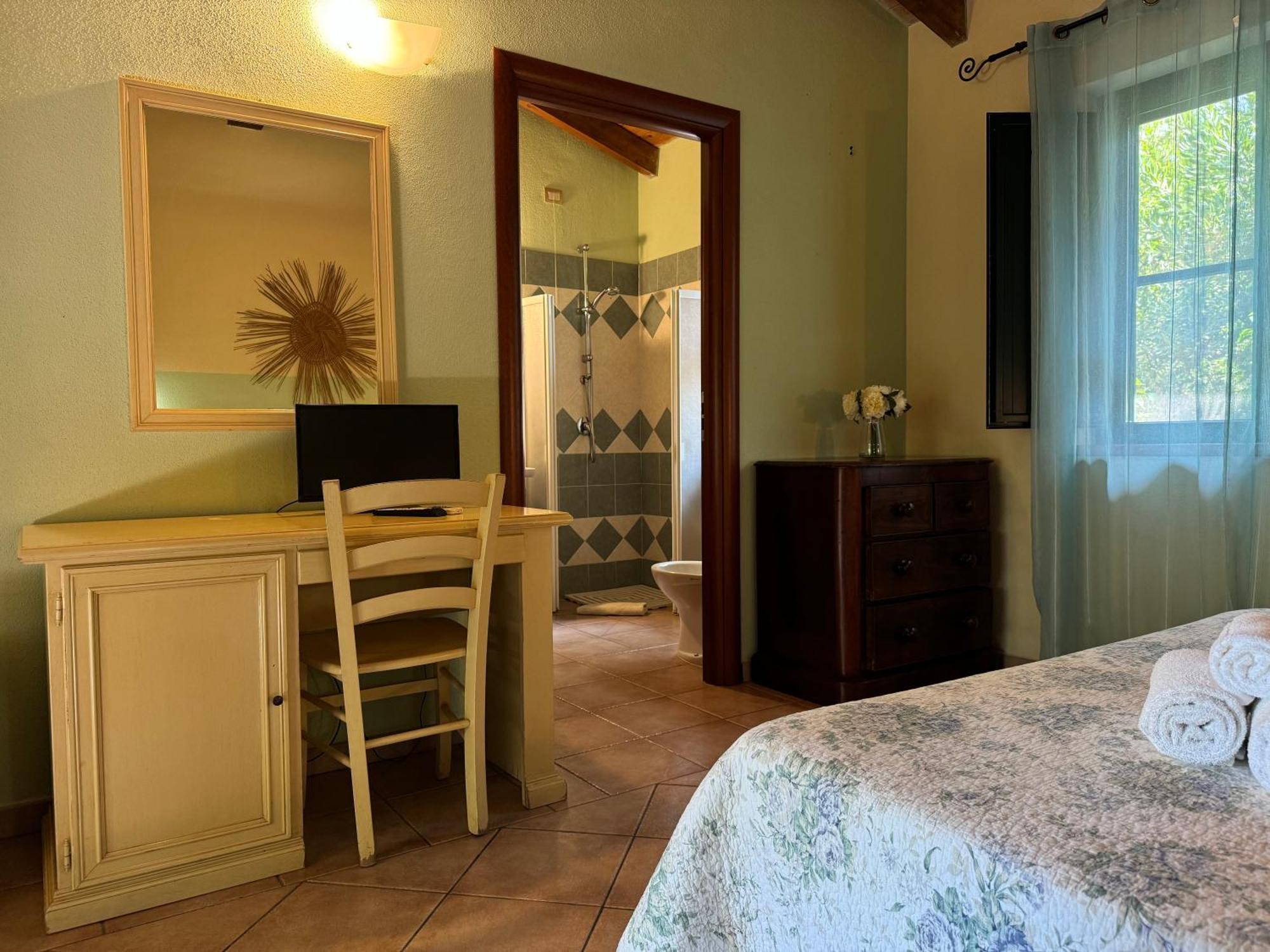L'Orto Villa San Vero Milis Værelse billede